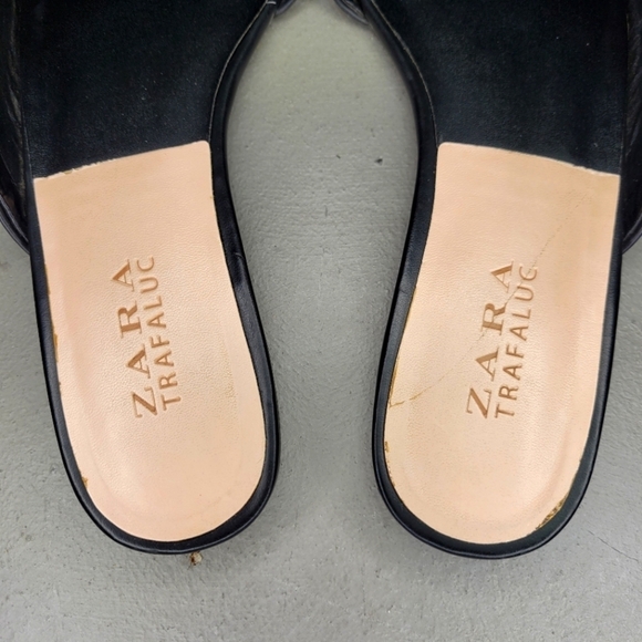 🖤ZARA Black Leather Asymmetric Flat Slippers Size 6 [EUC] 🖤 - Picture 5 of 8